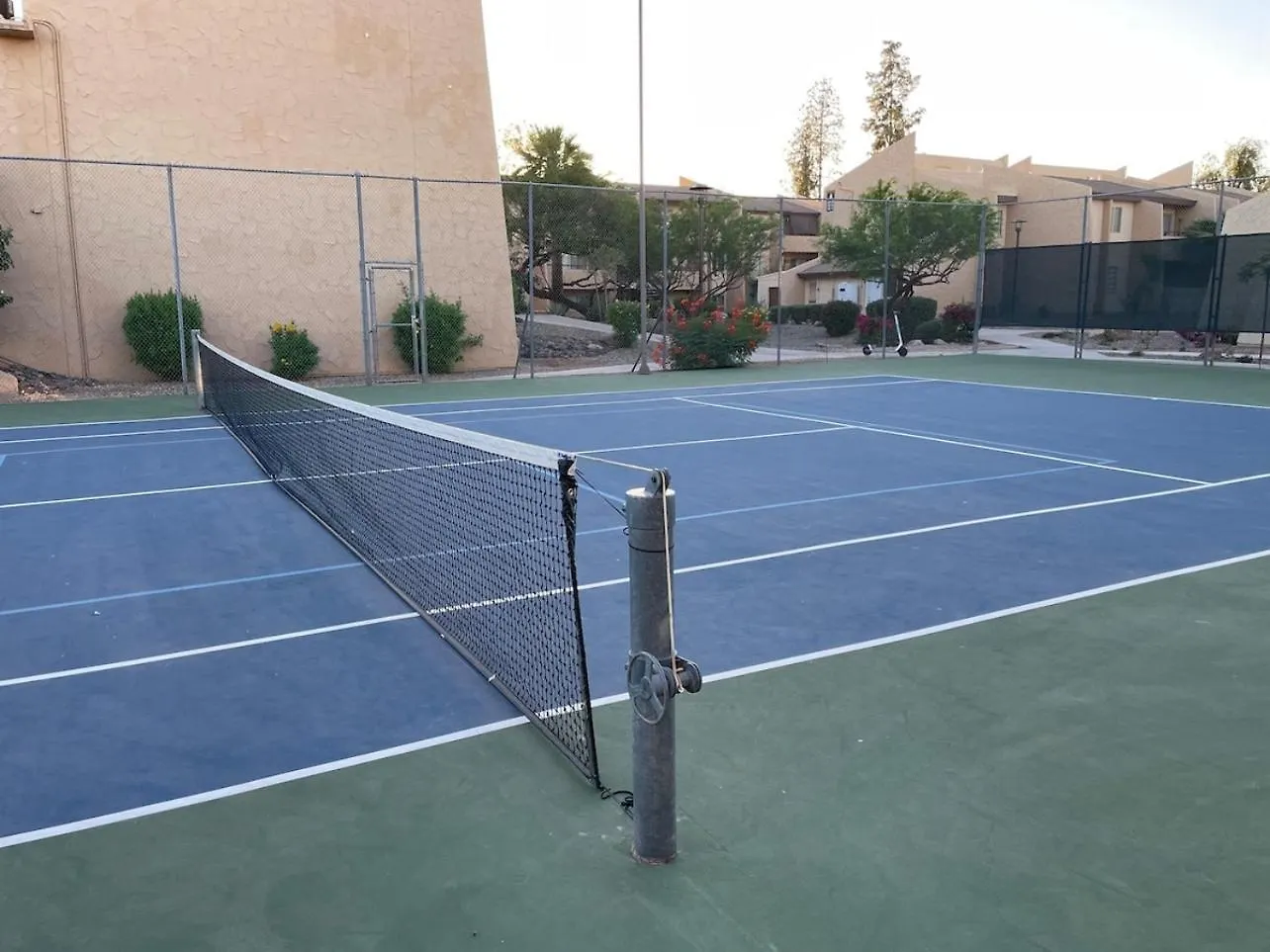 Prázdninový dům Luxe, 2Br Old Town Condo Wpatio, Pool, & Parking Scottsdale